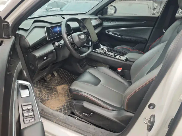 Geely Boyue — Фото автомобиля 4