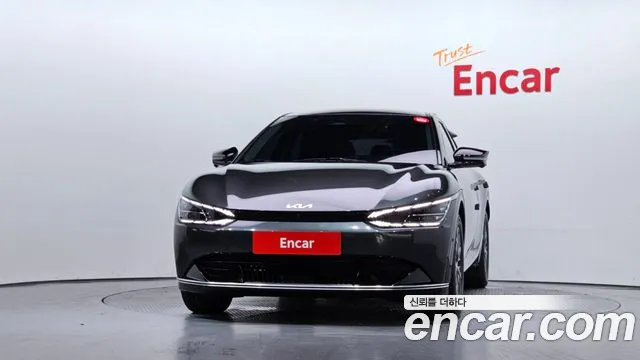 Kia EV6 — Фото автомобиля 3