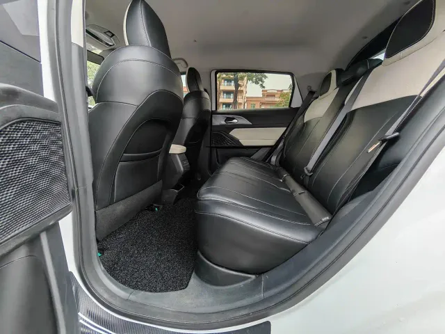 Geely Geometry E Firefly — Фото автомобиля 21