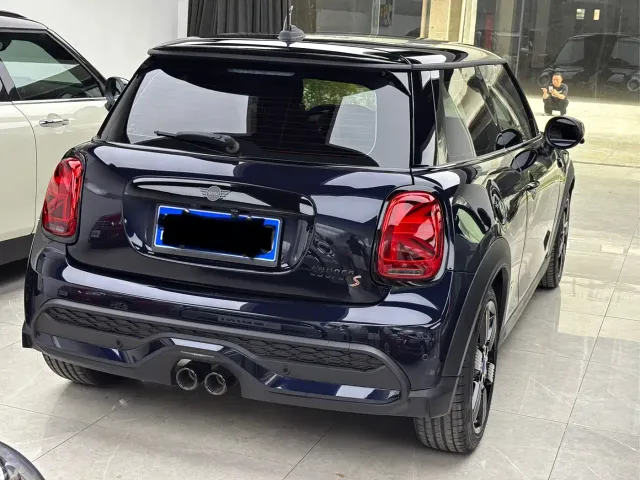 MINI Hatch — Фото автомобиля 10