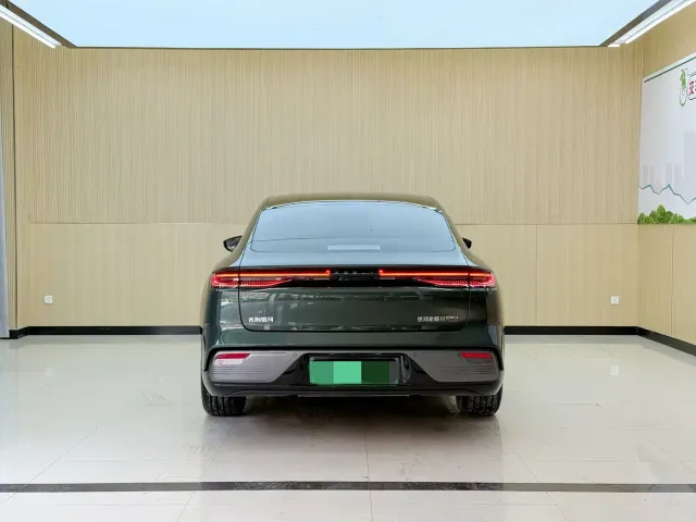 Geely Galaxy Xingyao 8 — Фото автомобиля 8