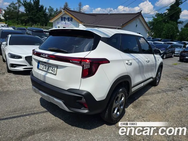 Kia Seltos Бензин 1.6 турбо 2WD — Фото автомобиля 4