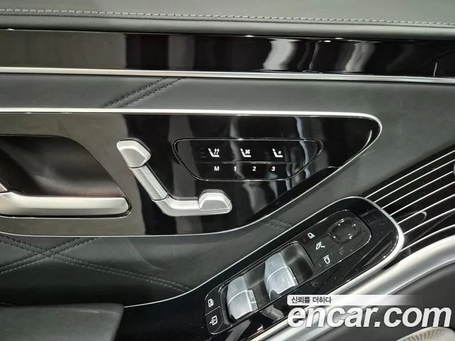Mercedes-Benz S-Class — Фото автомобиля 14