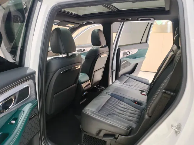 GAC Trumpchi GS8 — Фото автомобиля 11