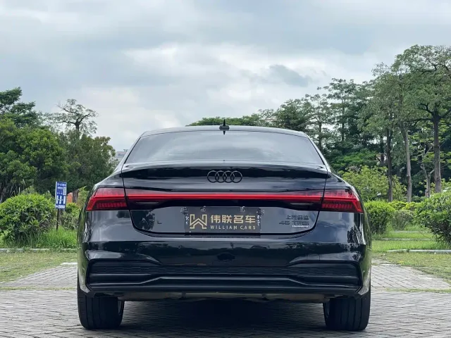 Audi A7L — Фото автомобиля 5