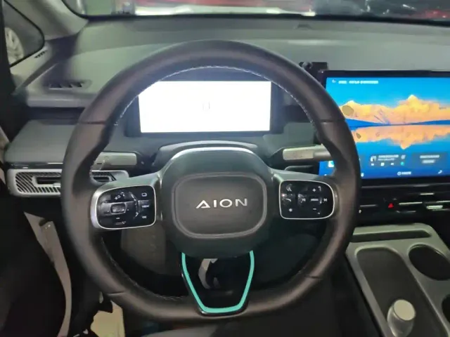 GAC Aion Y — Фото автомобиля 10