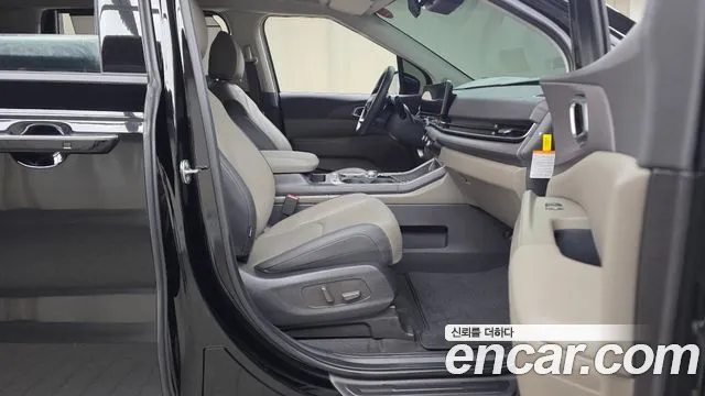 Kia Carnival — Фото автомобиля 16