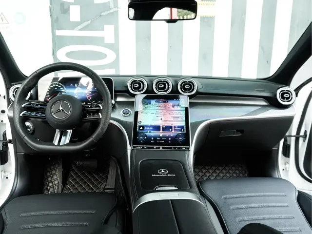 Mercedes-Benz C-Class — Фото автомобиля 25
