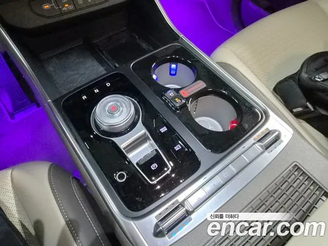 Kia Carnival 4th Gen — Фото автомобиля 10