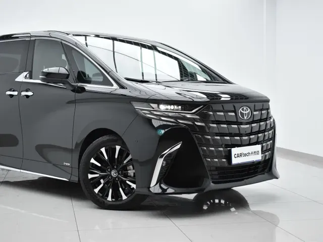 Toyota Alphard — Фото автомобиля 5