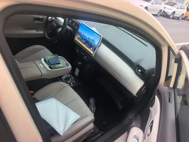GAC AION UT super — Фото автомобиля 19