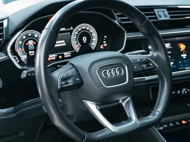Audi Q3 — Фото автомобиля 16