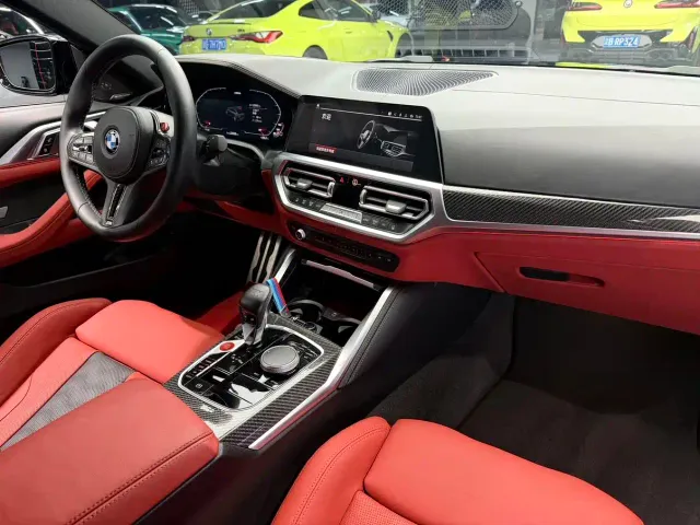 BMW M4 — Фото автомобиля 10