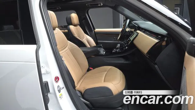 Land Rover Range Rover Sport — Фото автомобиля 11