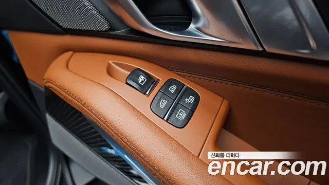 BMW X7 G07 — Фото автомобиля 28