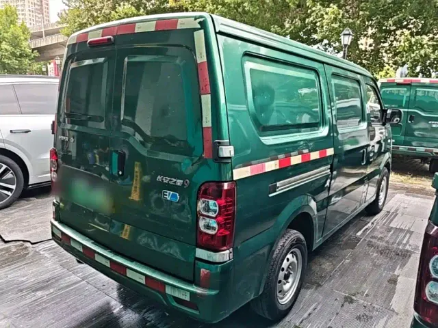 Changan Star 9 EV — Фото автомобиля 4