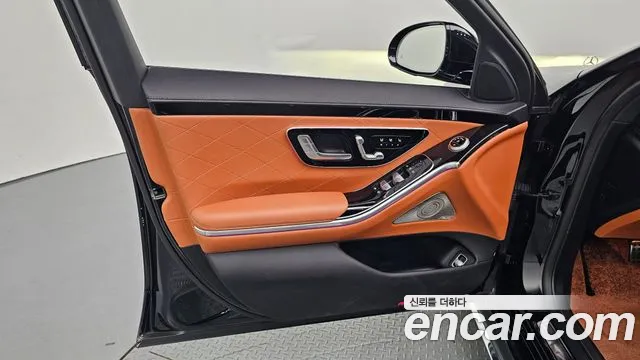 Mercedes-Benz S-Class — Фото автомобиля 22