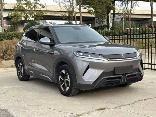 BYD Yuan UP — Фото автомобиля 3