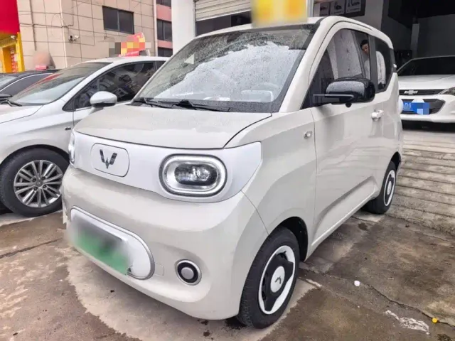 Фотография автомобиля — Wuling Hongguang Mini EV