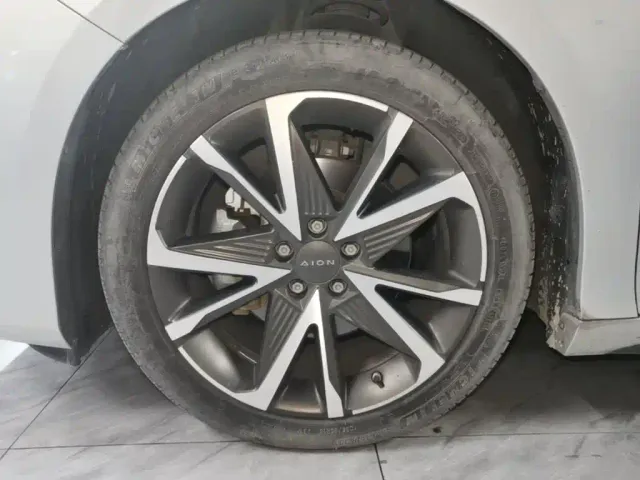 GAC Aion S Plus — Фото автомобиля 22