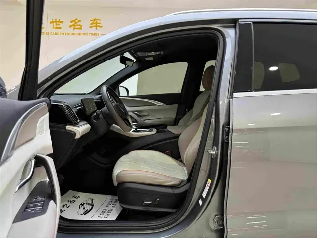 BYD Song Pro — Фото автомобиля 5