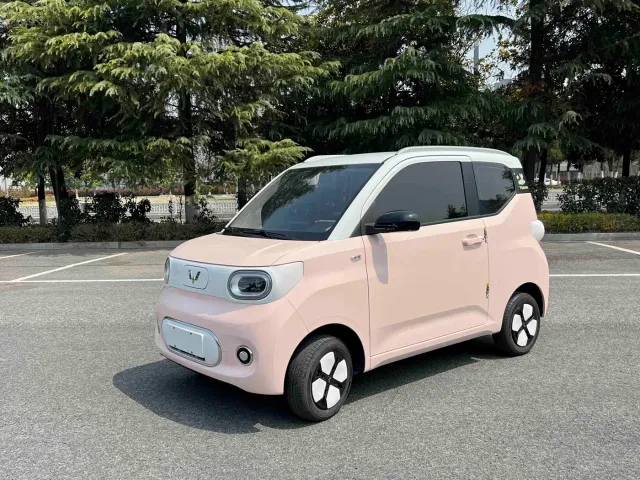 Фотография автомобиля — Wuling Hongguang Mini EV