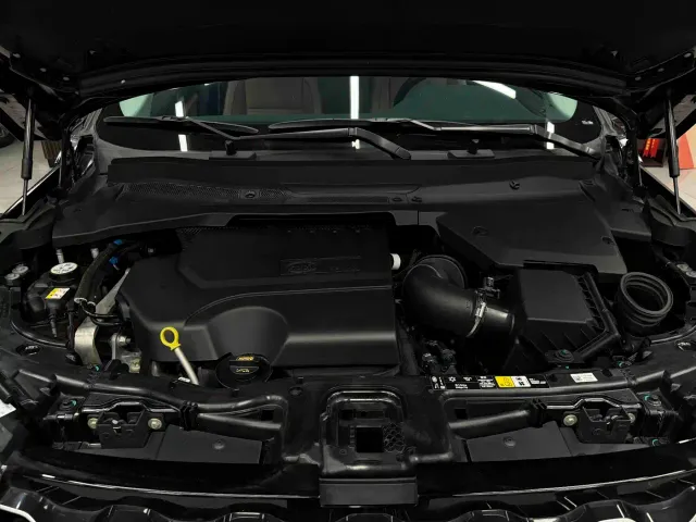 Land Rover Discovery Sport — Фото автомобиля 11
