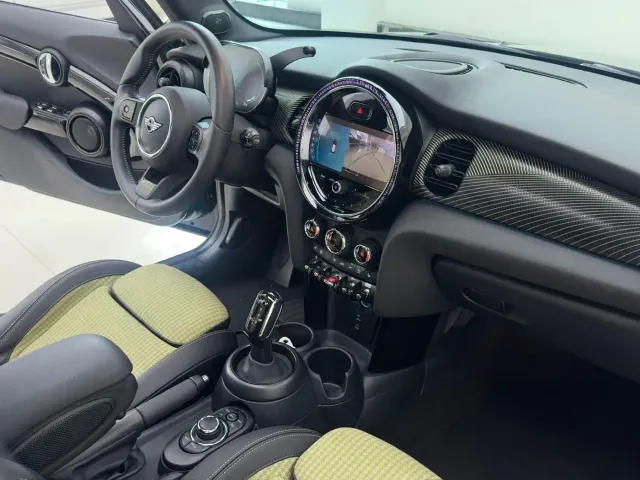 MINI Hatch — Фото автомобиля 15