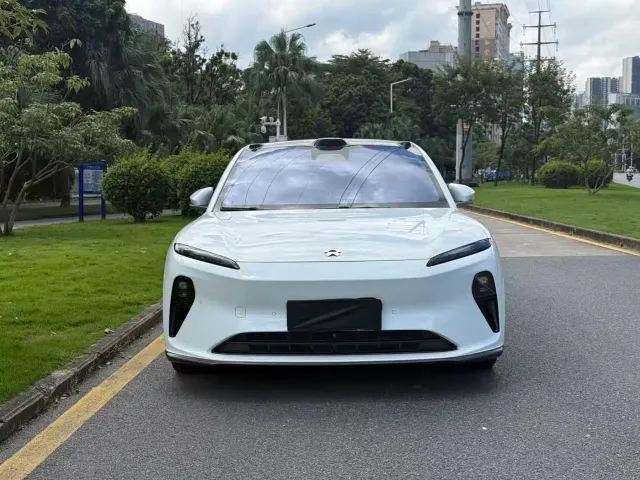Nio ET5 — Фото автомобиля 2