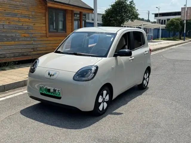 Фотография автомобиля — Wuling Hongguang Mini EV