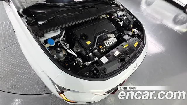 Peugeot 308 — Фото автомобиля 5