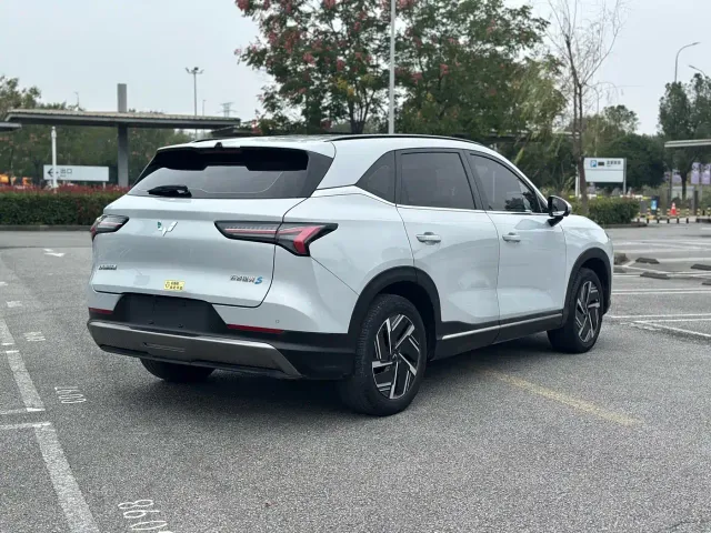 Wuling Starlight S — Фото автомобиля 7