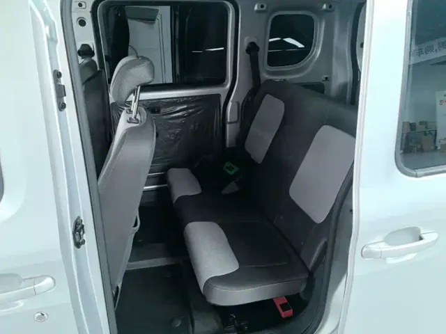 Wuling Zhiguang NEV — Фото автомобиля 16