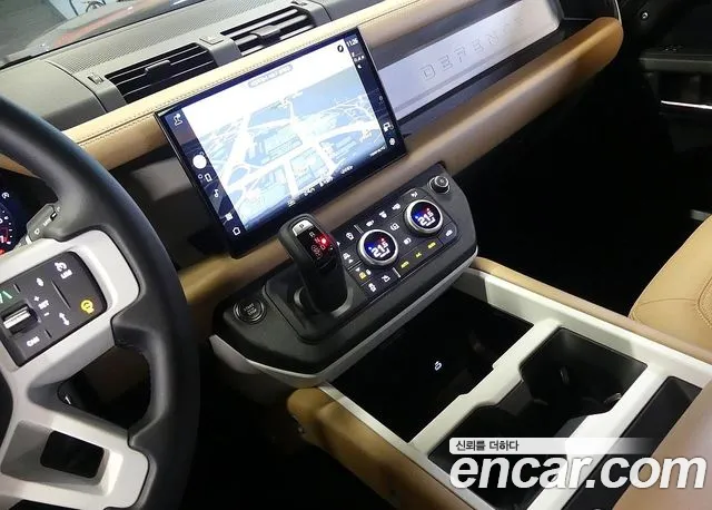 Land Rover Defender Defender (L663) 110 P300 X-Dynamic SE — Фото автомобиля 13