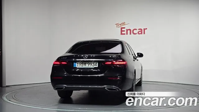 Mercedes-Benz E-Class W213 — Фото автомобиля 4