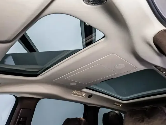Li Auto MEGA — Фото автомобиля 26