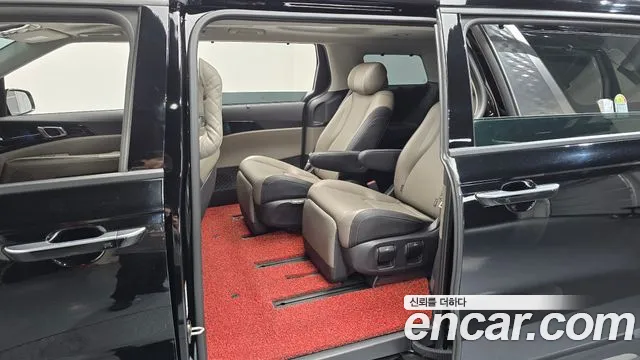 Kia Carnival 4th Gen — Фото автомобиля 17