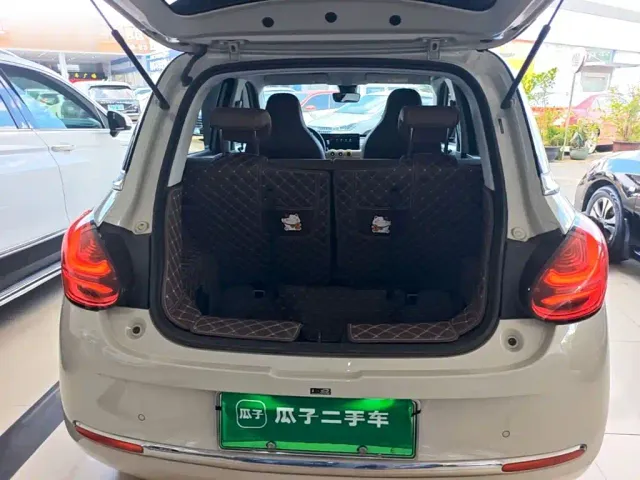 Wuling Bingo — Фото автомобиля 18