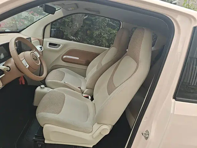 Wuling Hongguang Mini EV — Фото автомобиля 10