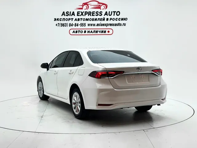 Toyota Corolla — Фото автомобиля 6