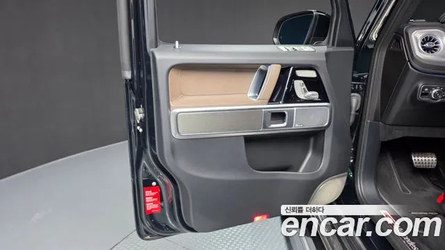 Mercedes-Benz G-Class — Фото автомобиля 8