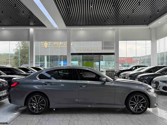BMW 3 Series — Фото автомобиля 7