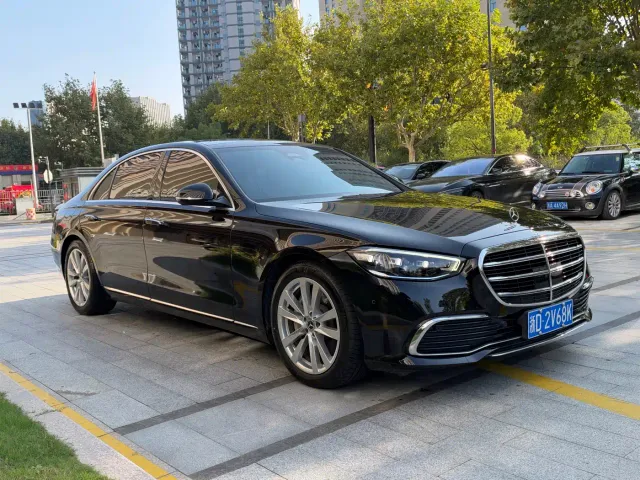 Mercedes-Benz S-Class — Фото автомобиля 3