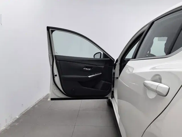 Nissan Sylphy — Фото автомобиля 8