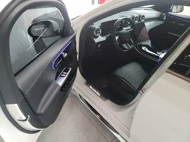 Mercedes-Benz C-Class — Фото автомобиля 15