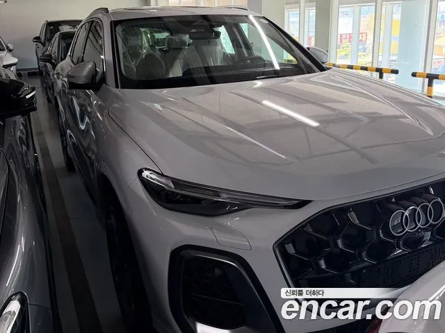 Фотография автомобиля — Audi Q5 80A