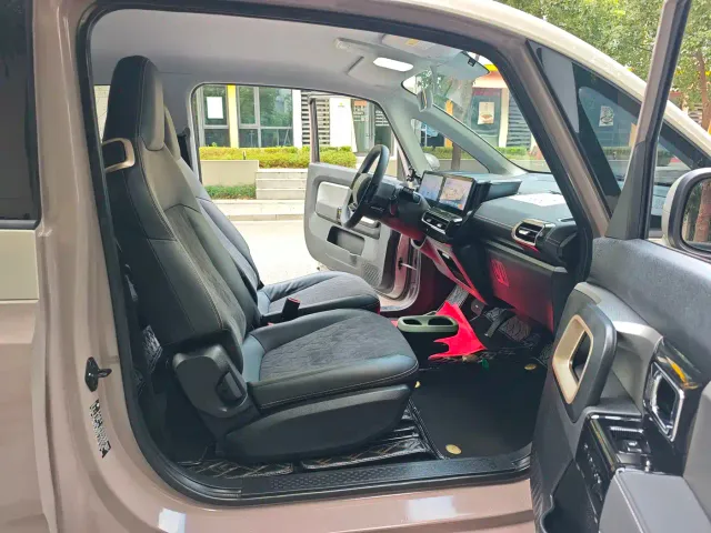 Baojun KiWi EV — Фото автомобиля 14