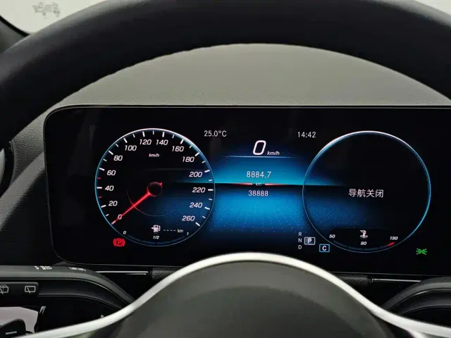 Mercedes-Benz B-Class — Фото автомобиля 11