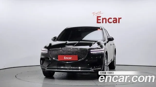 Genesis GV70 — Фото автомобиля 3