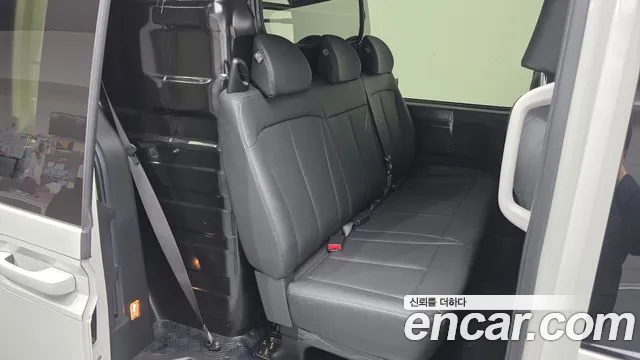 Hyundai Staria Staria Карго 5 мест — Фото автомобиля 10